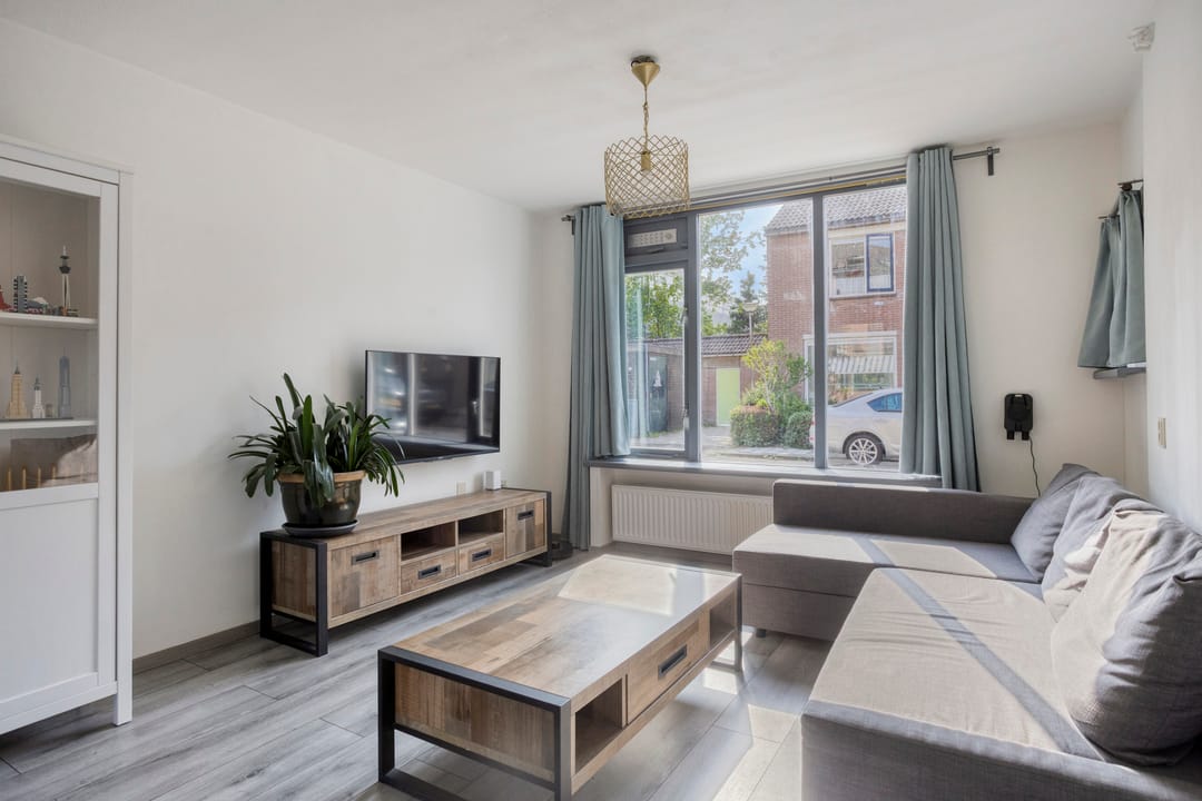 Photo 2 of Weverstraat 11