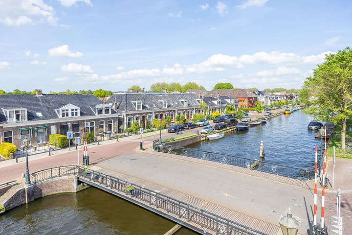 Photo 2 of Looxmagracht 7