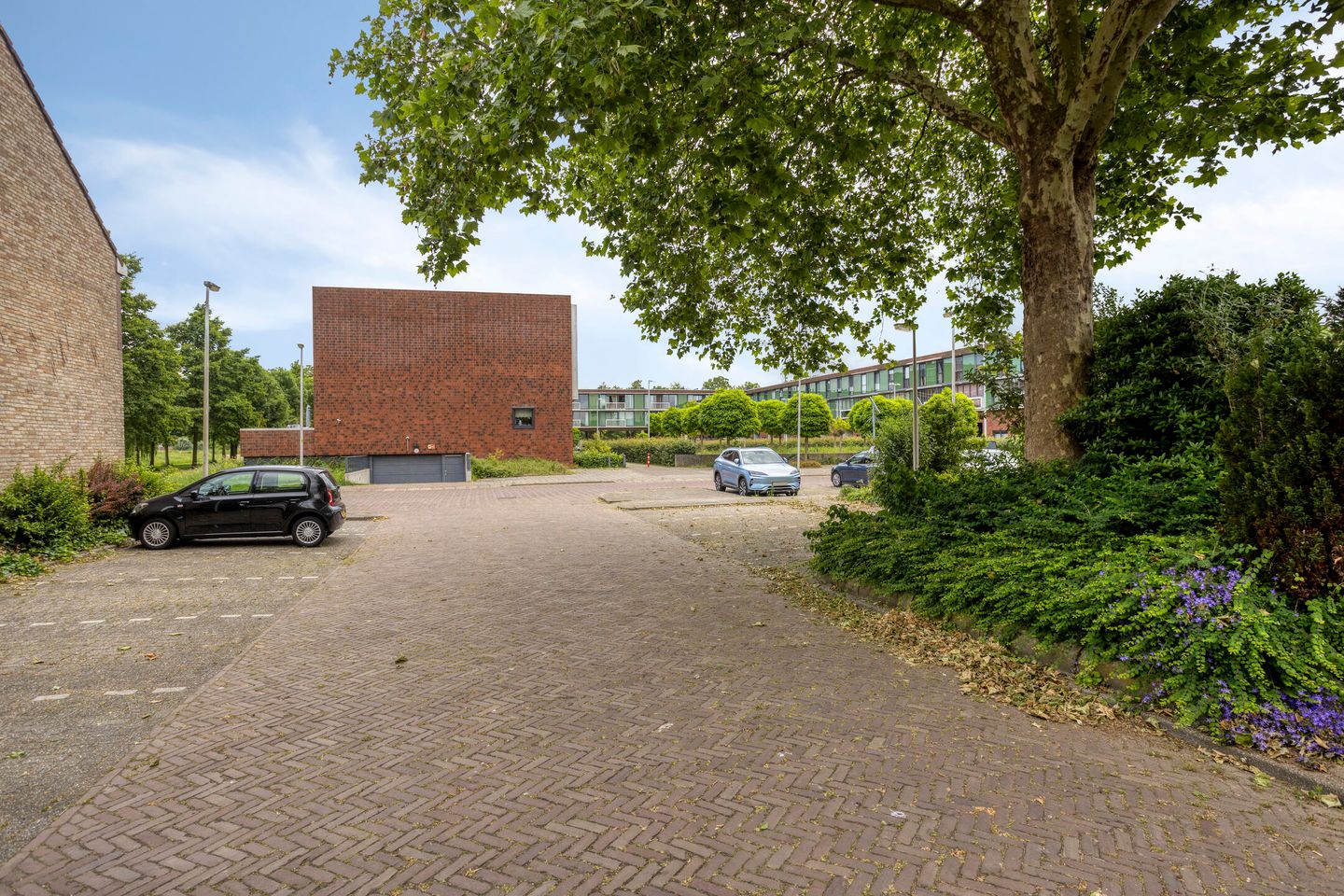 Photo 34 of Muzenlaan 145
