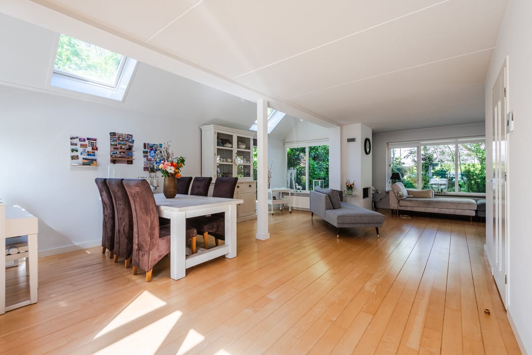 Spacious Detached Home with Private Practice Suite and Solar Power — 13