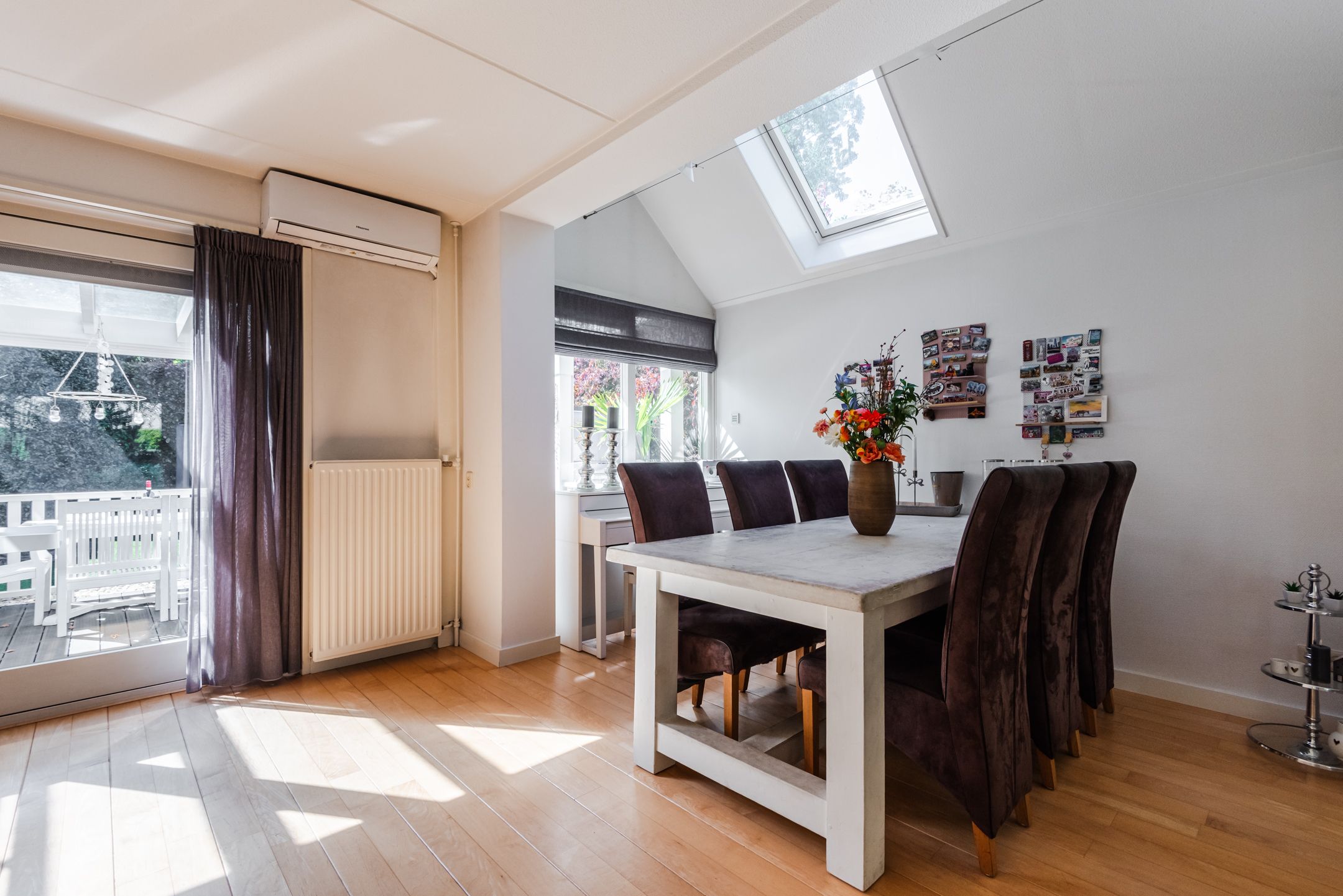 Spacious Detached Home with Private Practice Suite and Solar Power — 15