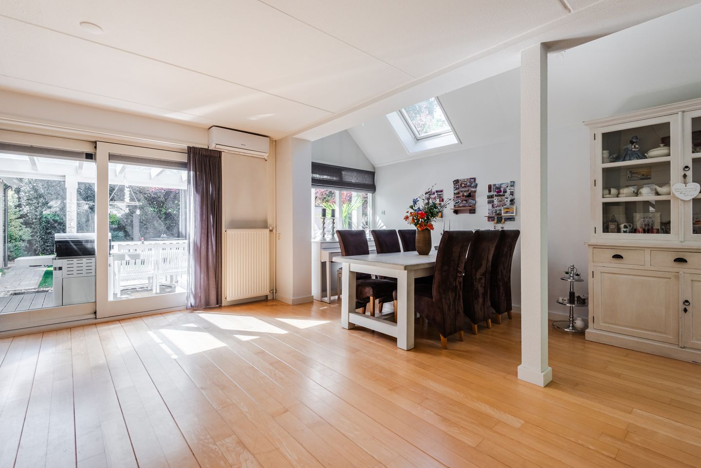 Spacious Detached Home with Private Practice Suite and Solar Power — 14