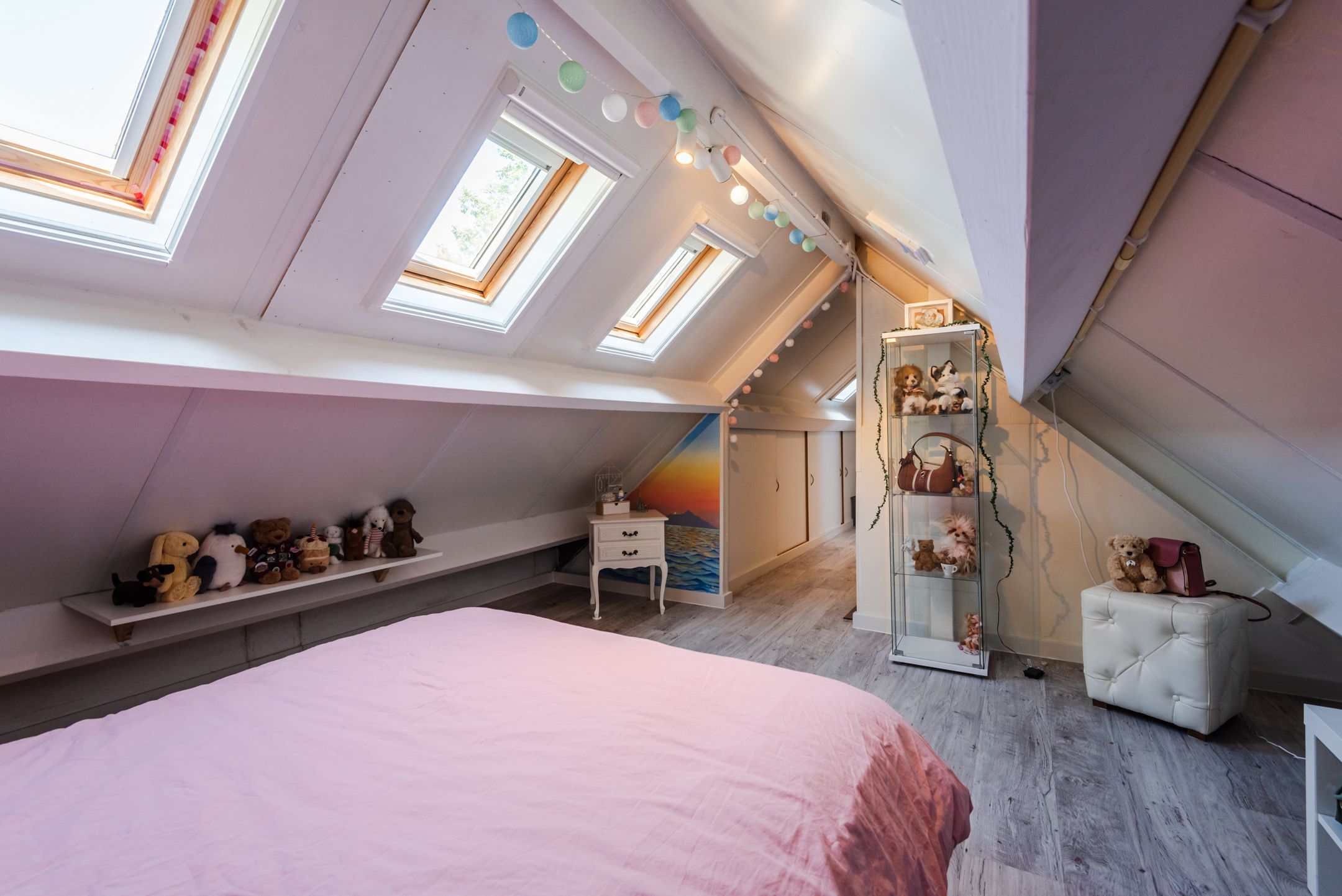 Spacious Detached Home with Private Practice Suite and Solar Power — 42