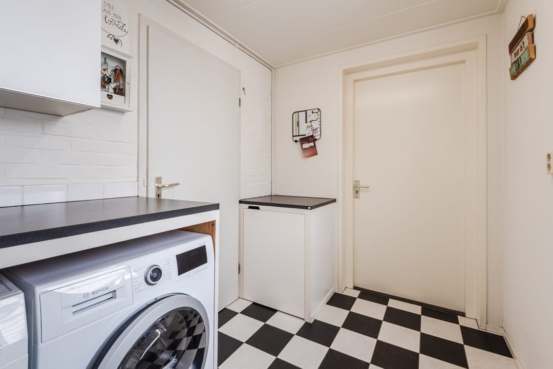 Spacious Detached Home with Private Practice Suite and Solar Power — 22