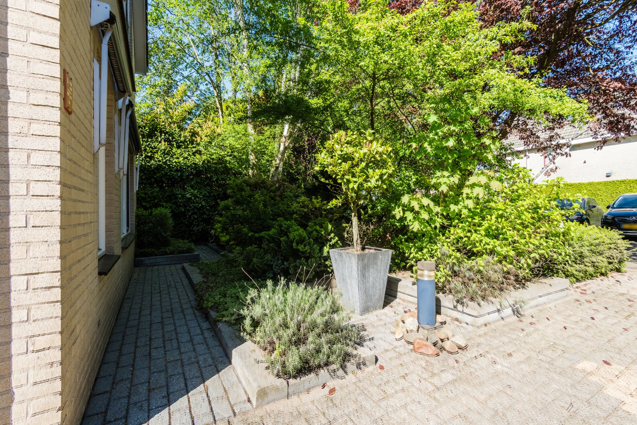 Spacious Detached Home with Private Practice Suite and Solar Power — 63