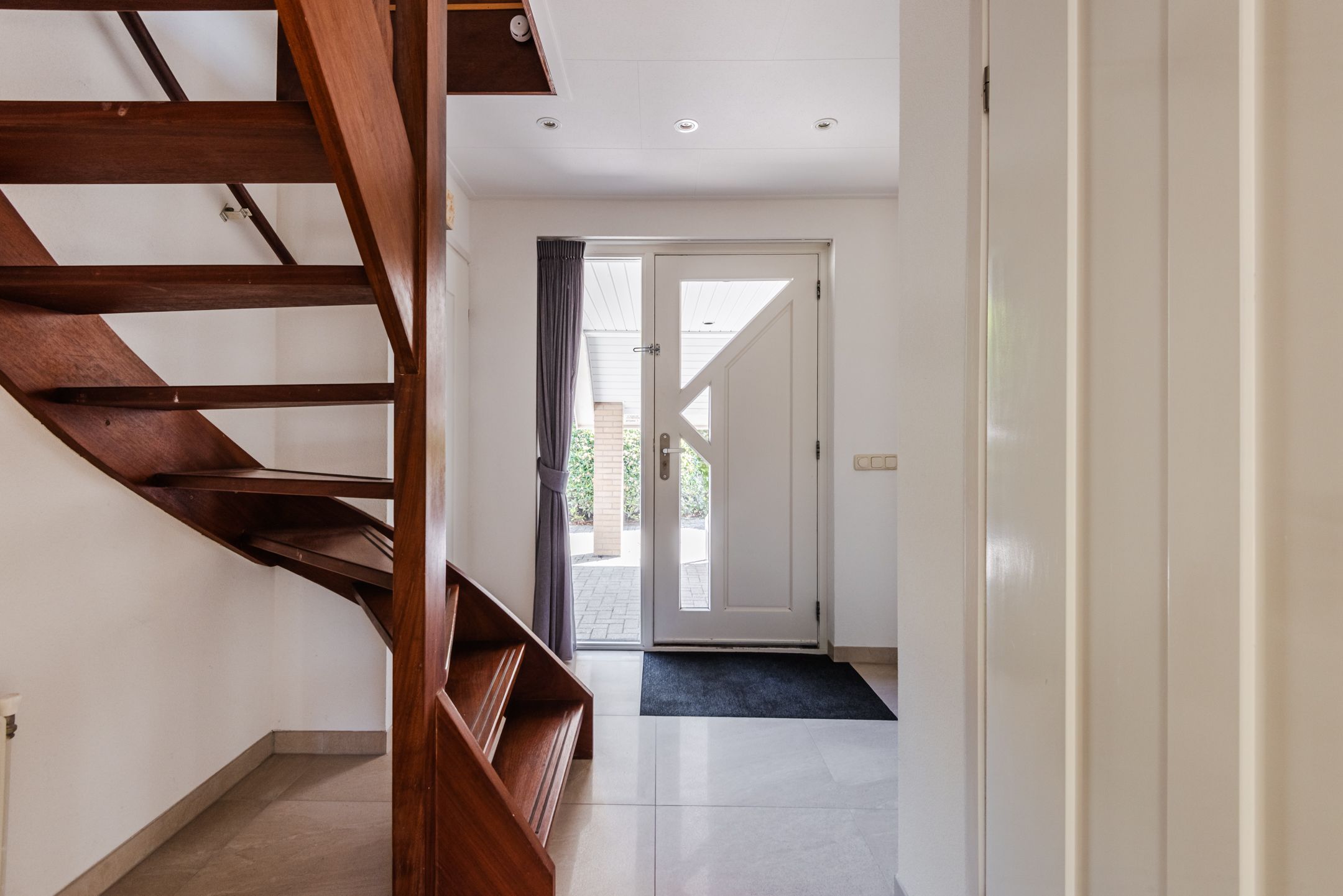 Spacious Detached Home with Private Practice Suite and Solar Power — 24