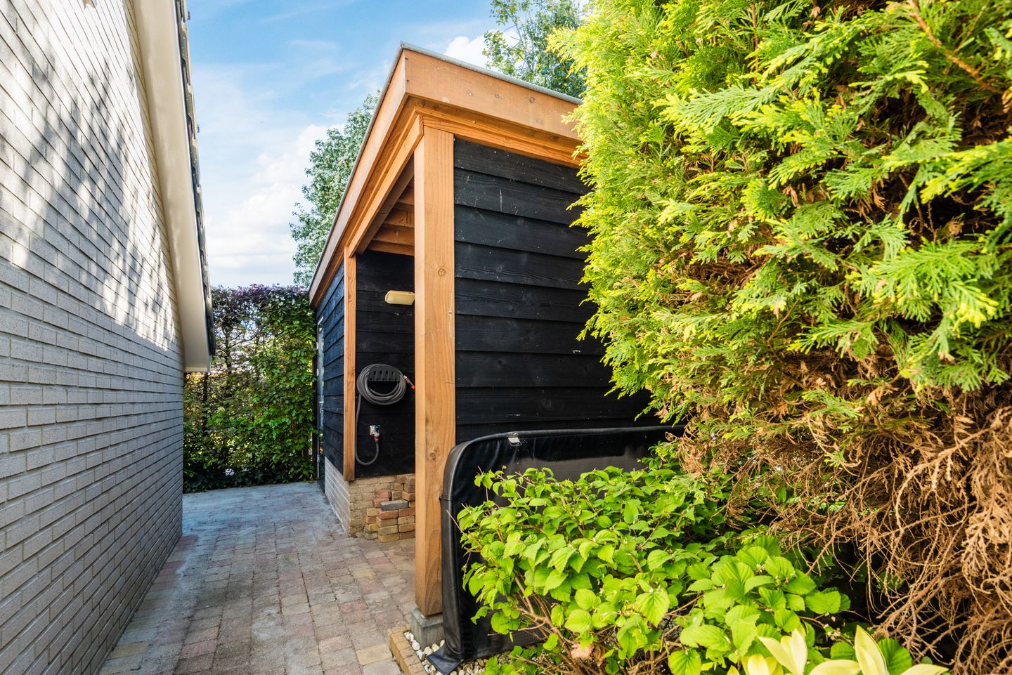 Spacious Detached Home with Private Practice Suite and Solar Power — 55