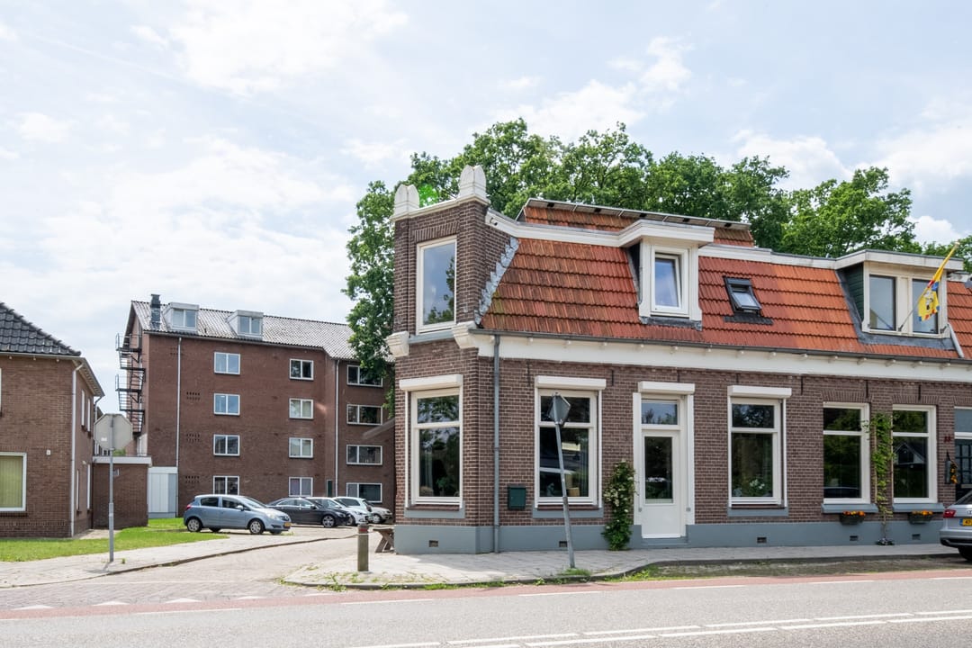 Photo 28 of Markeloseweg 31