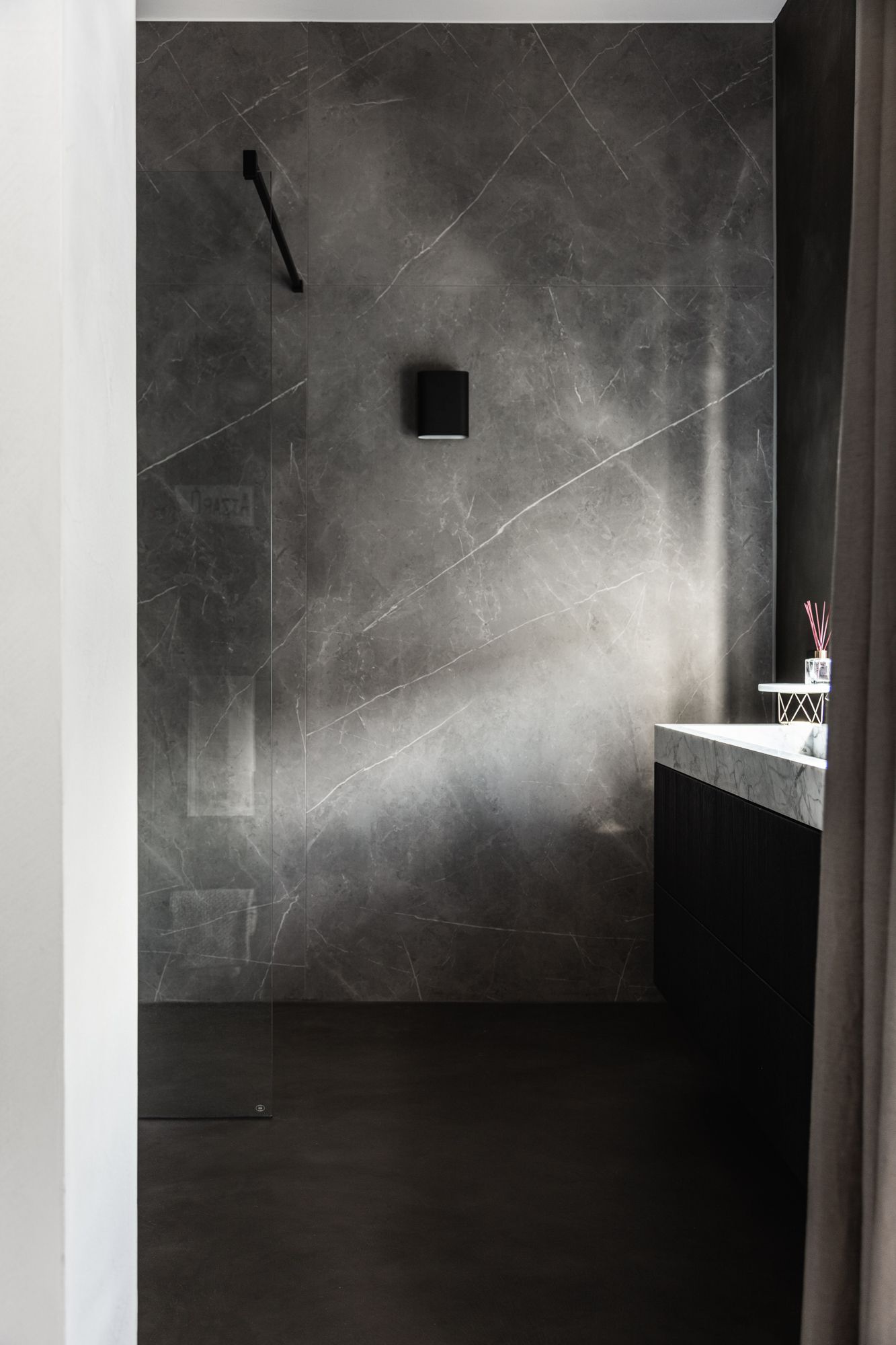 Photo 25 of Johannes Verhulststraat 24-2