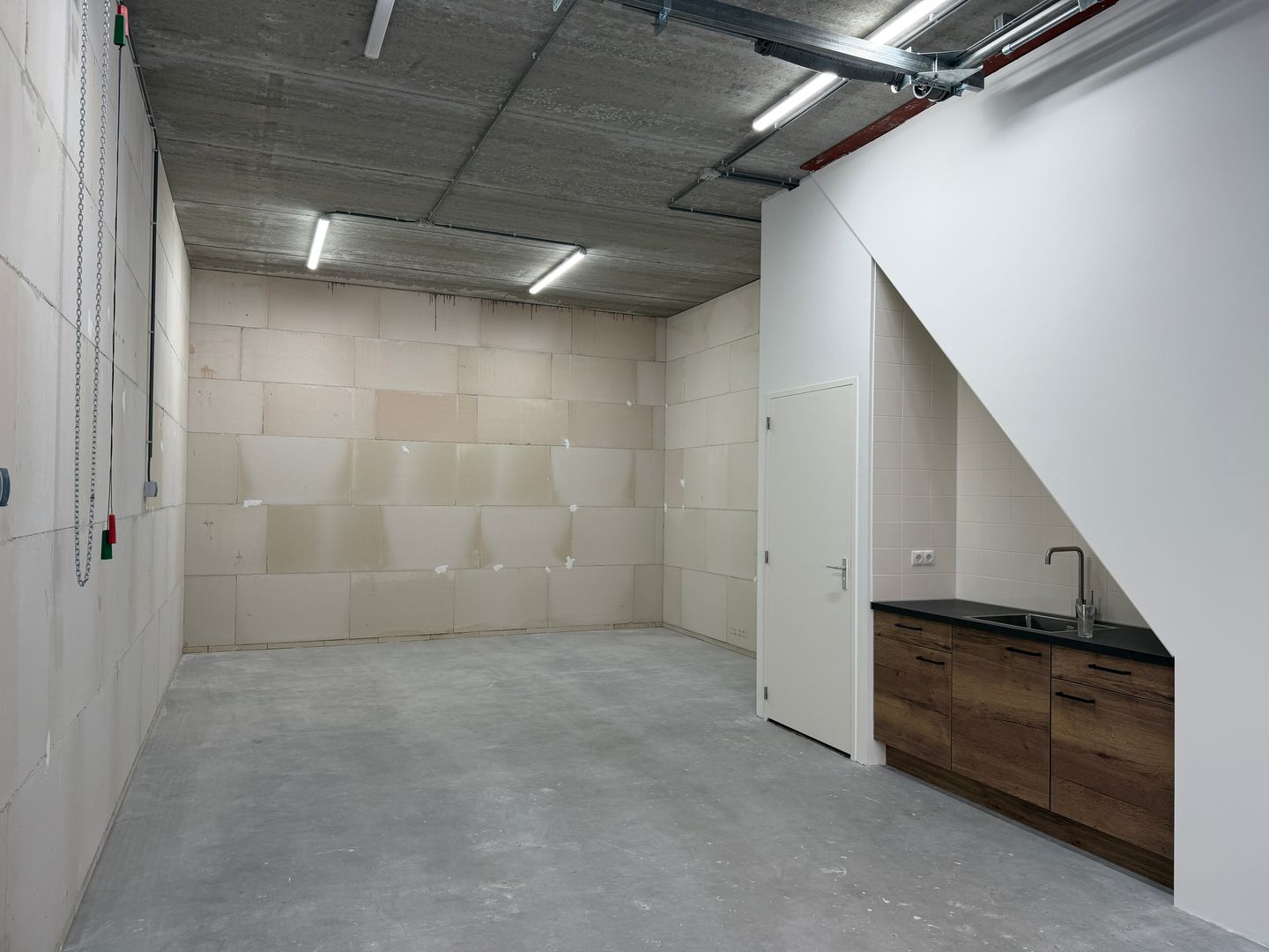 View photo 5 of Jellinghausstraat 2-34