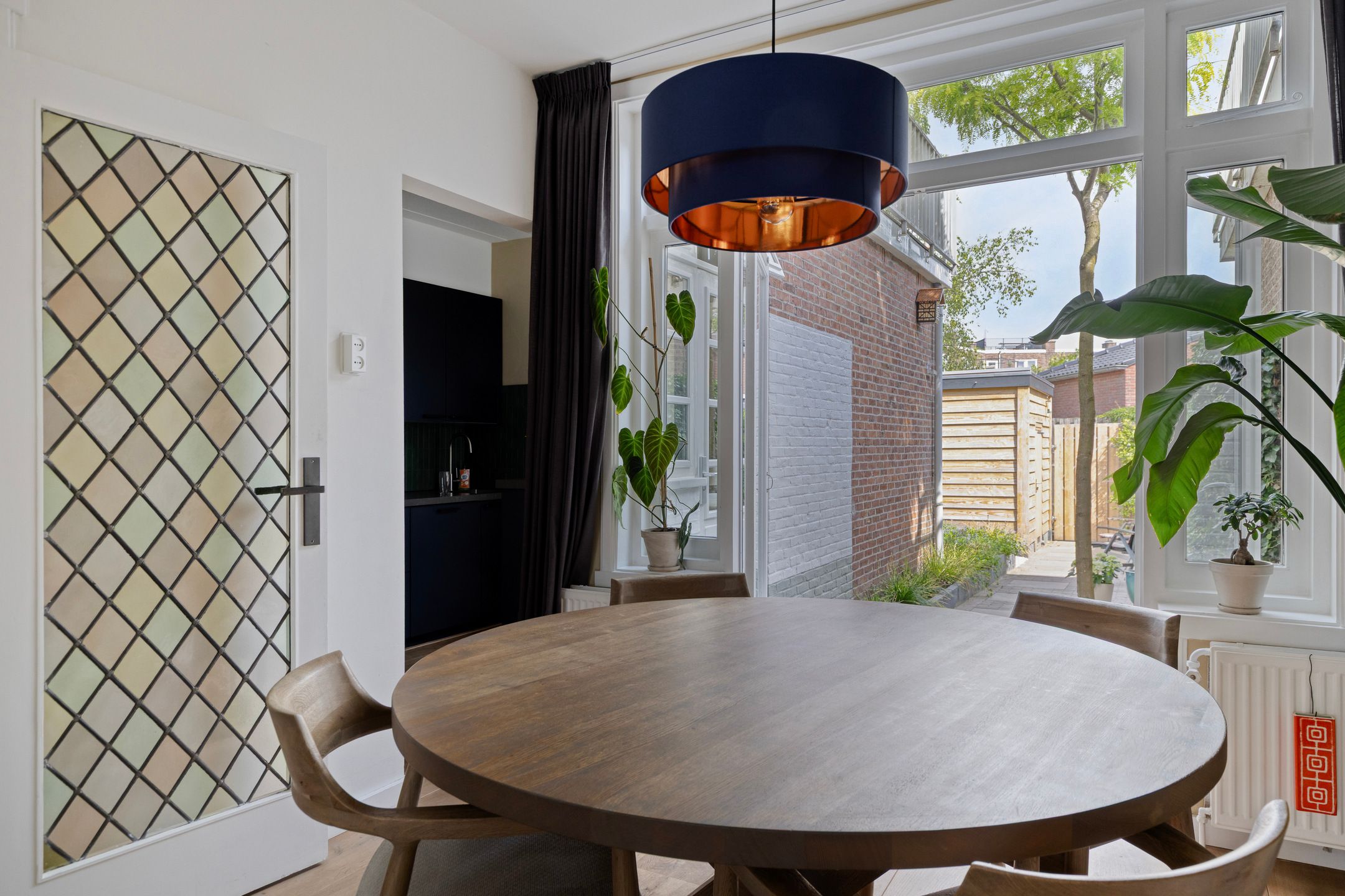 Modernized Ground Floor Apartment with Spacious Garden in Utrecht — 15