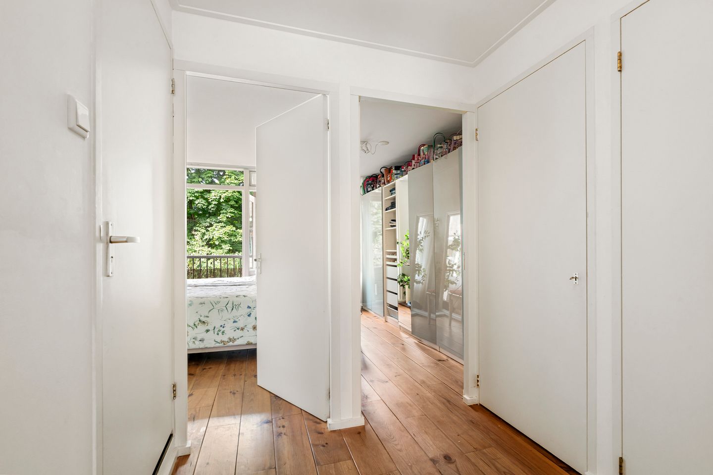 Foto 10 van Jan Pieter Heijestraat 136-2