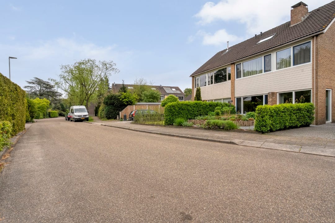 Photo 7 of Merelstraat 87