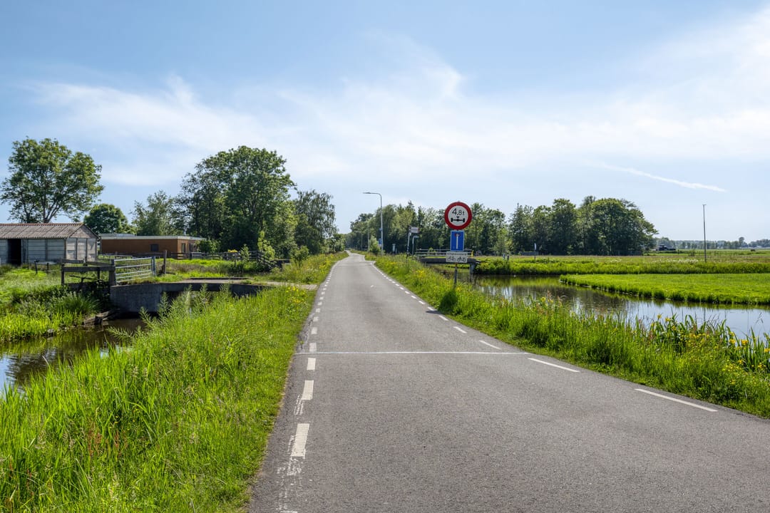 Foto 41 van Paardebloemweg 9