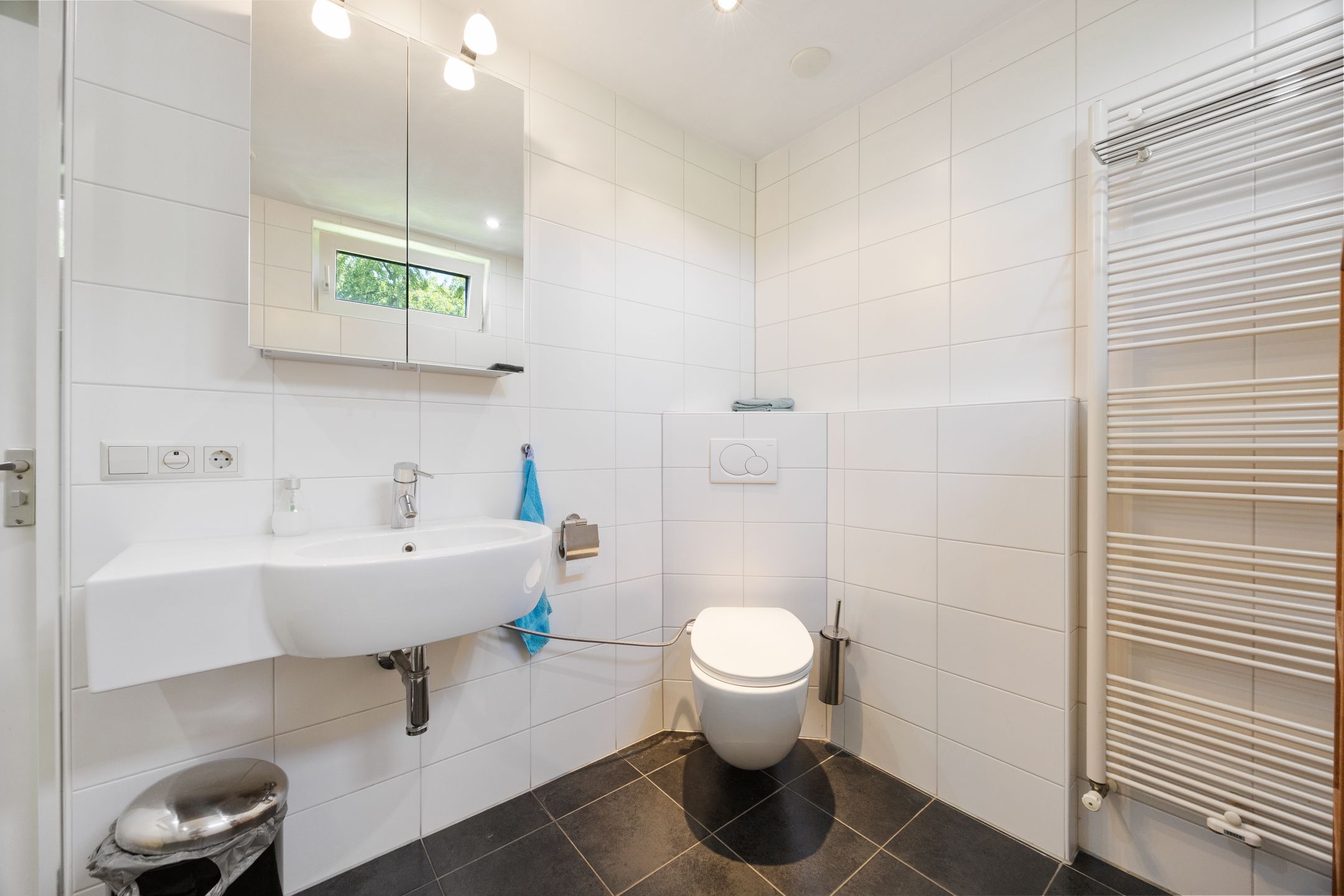 Photo 24 of Bredestraat 140