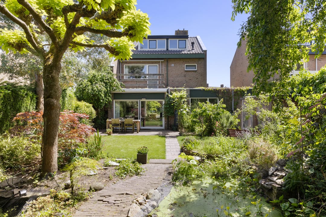 Photo 31 of Bredestraat 140