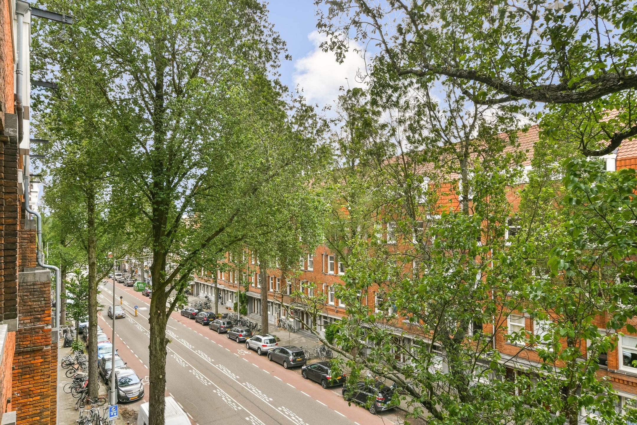 Photo 12 of Haarlemmermeerstraat 125-3