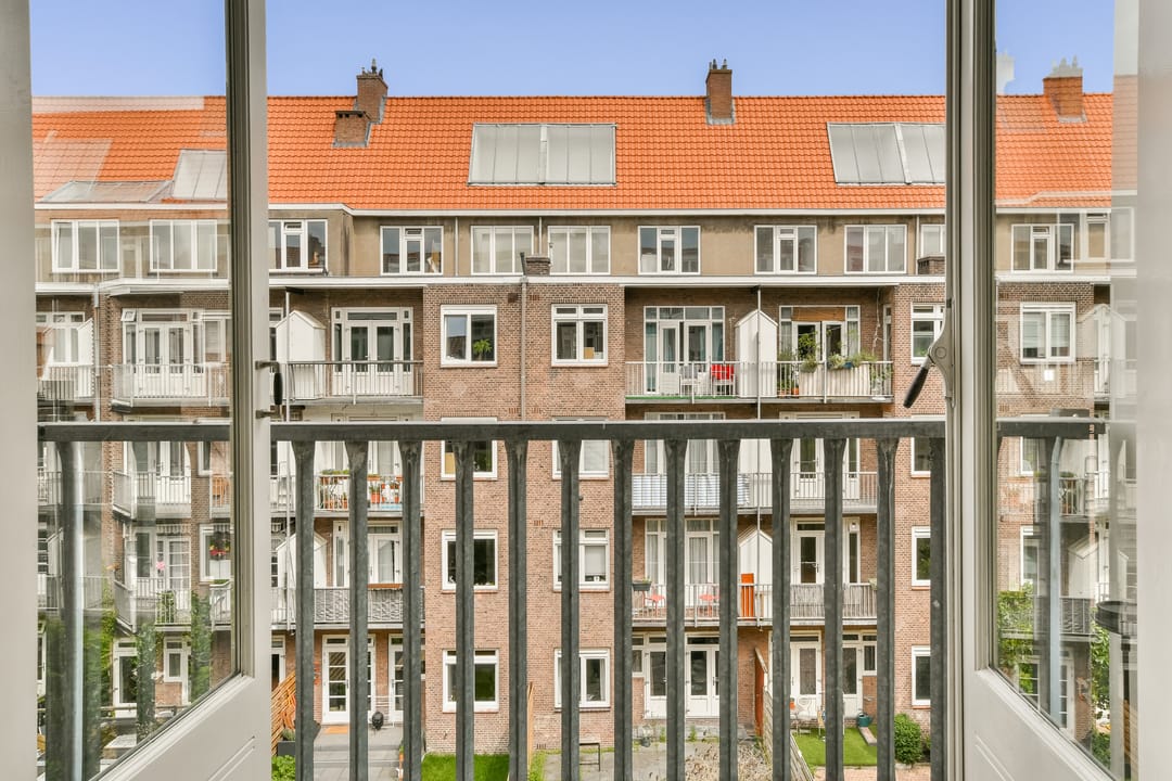 Photo 16 of Haarlemmermeerstraat 125-3