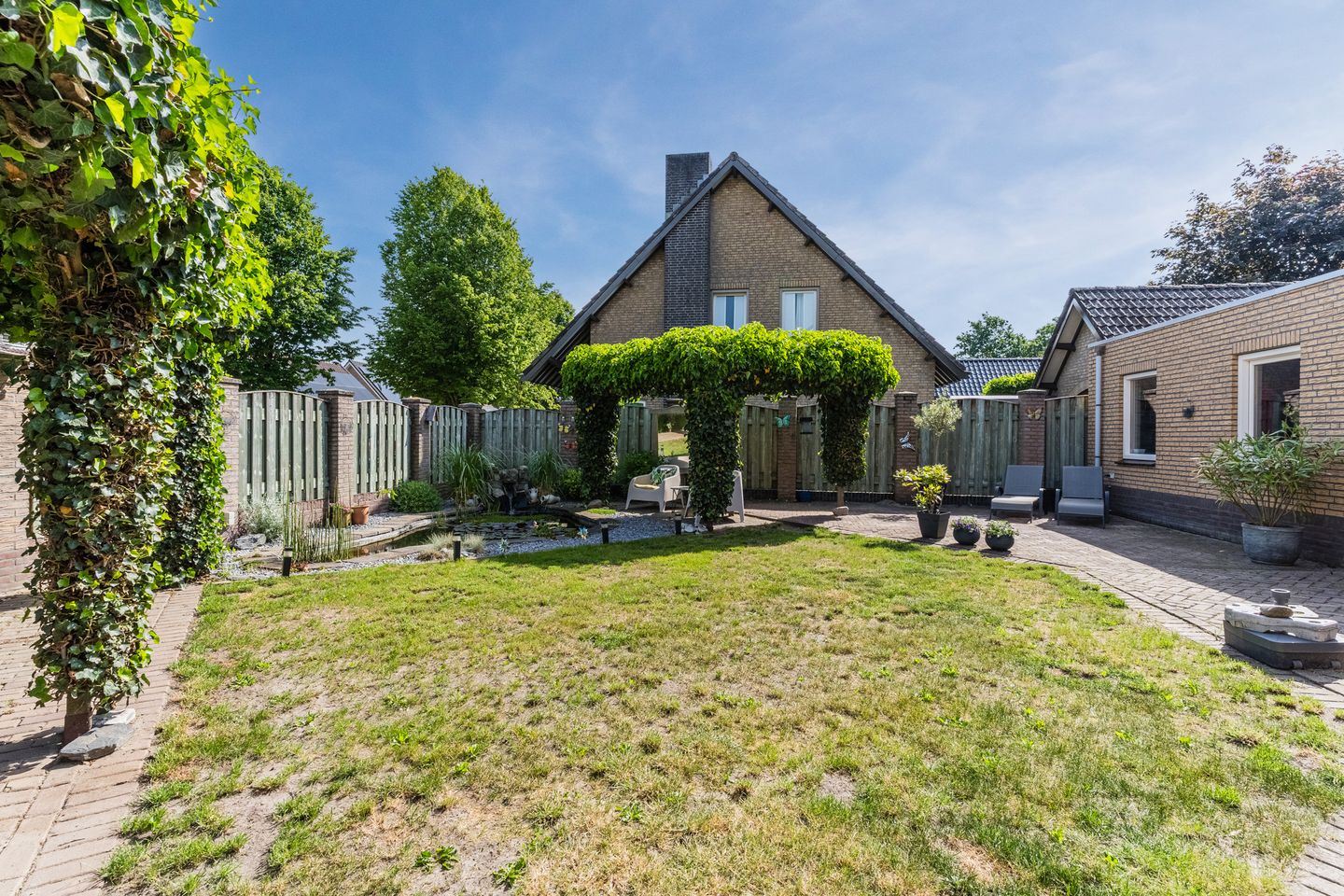 Sustainable Detached Family Home with Garage in Venhorst — 55
