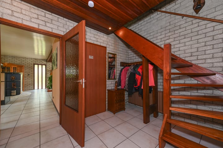Vrijstaande woning te koop: Van Vrieslandhove 12, Zoetermeer
