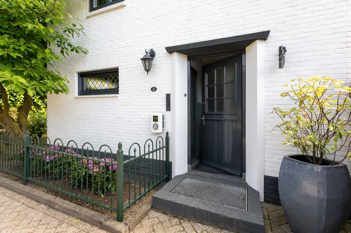 Photo 4 of Looistraat 11