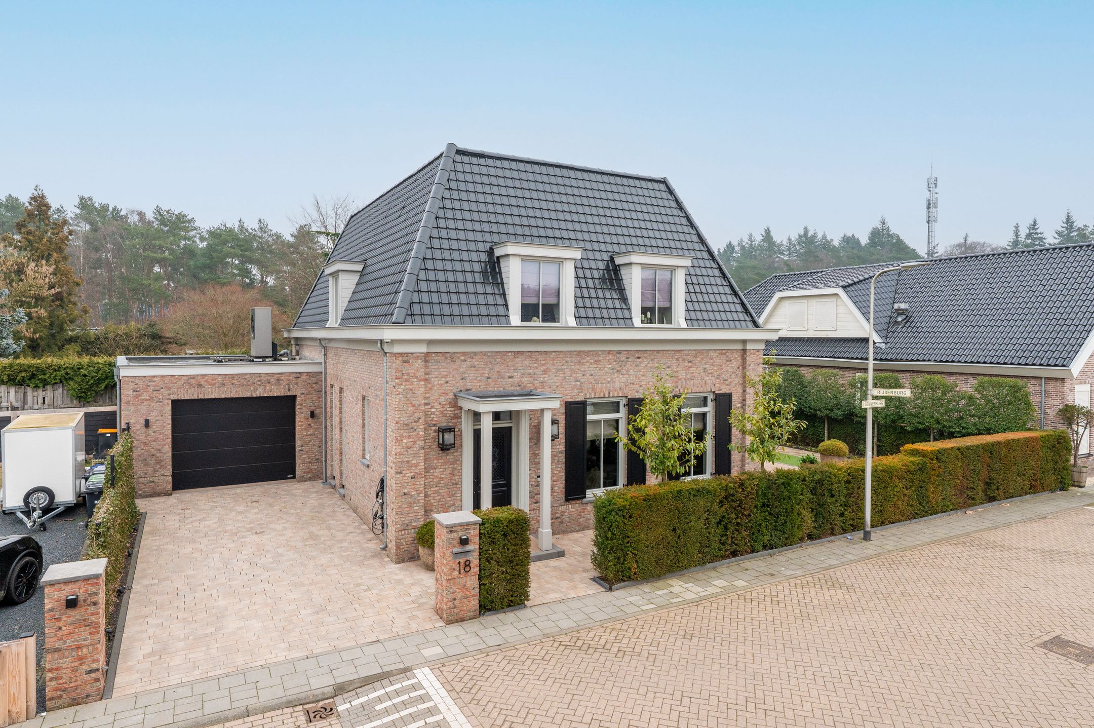 Dennenburg 18