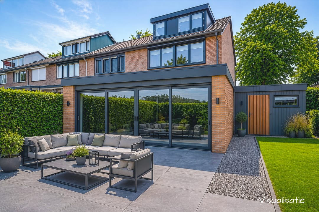 Spacious corner house with dormer, large garden and modern amenities — 23