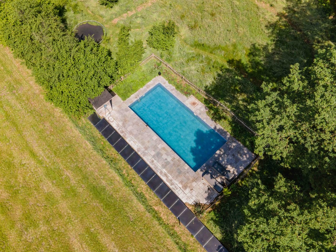 Exceptional Thatched Farmhouse with Pool, Sauna, and Private Guest House — 52