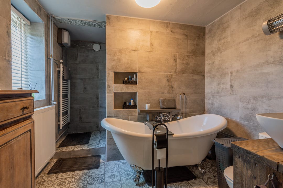 Charming Detached Farmhouse in Ophemert with Multi-Functional Annex — 26