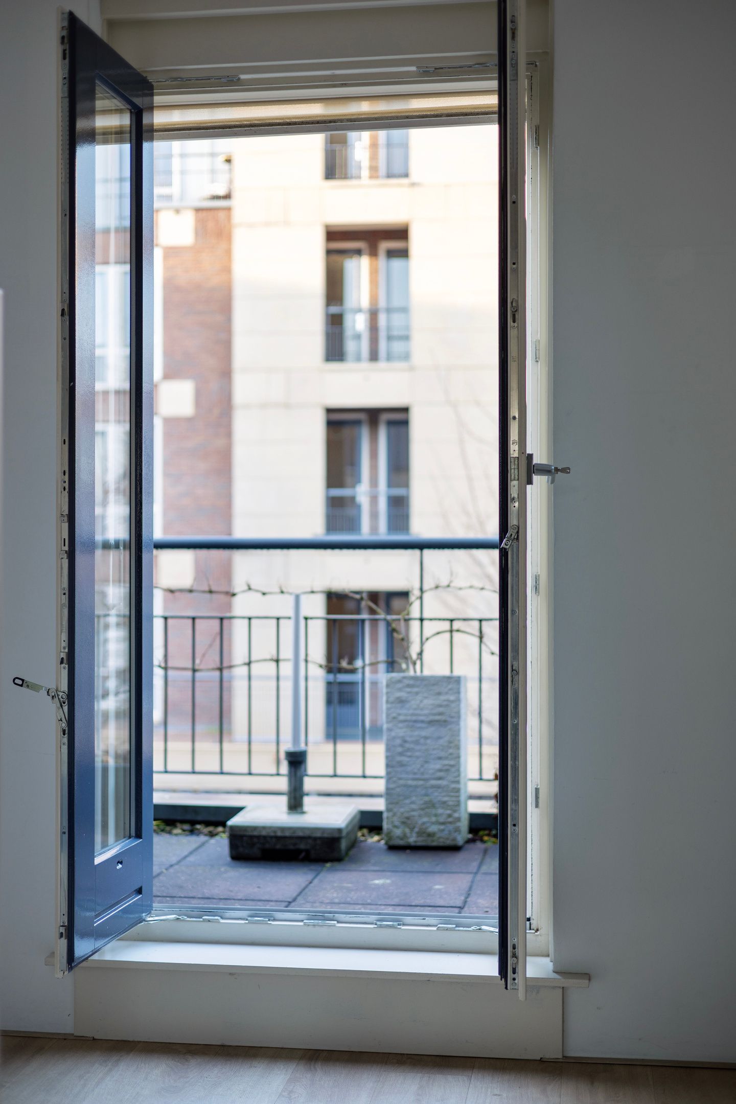 Spacious Waterfront Apartment in Doesburg Center with Solar Panels — 24