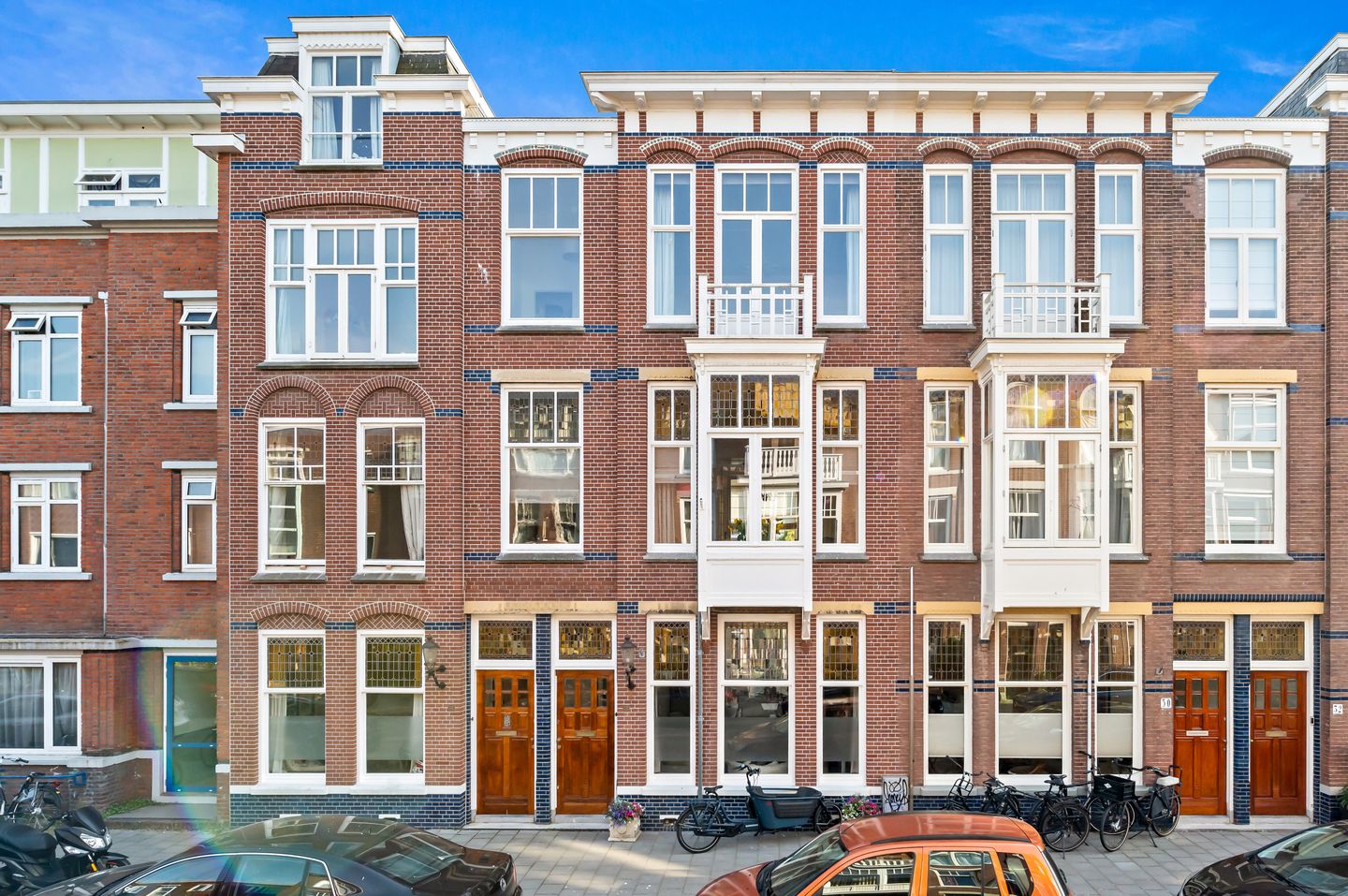 Foto 1 van Van Weede van Dijkveldstraat 26