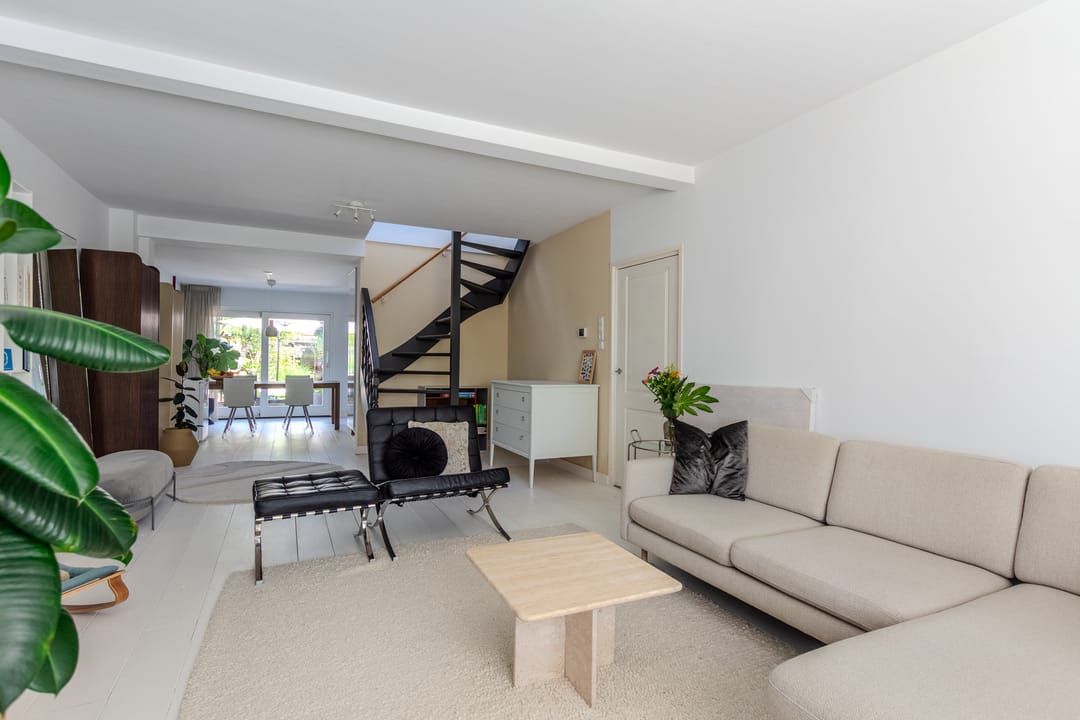 Move-in Ready Extended 1930s Terraced Home with Modern Features and Garden Canopy in Steenbergen Center — 13