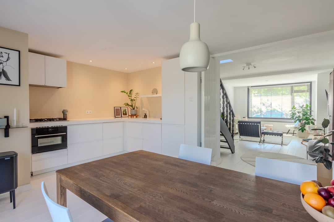 Move-in Ready Extended 1930s Terraced Home with Modern Features and Garden Canopy in Steenbergen Center — 17