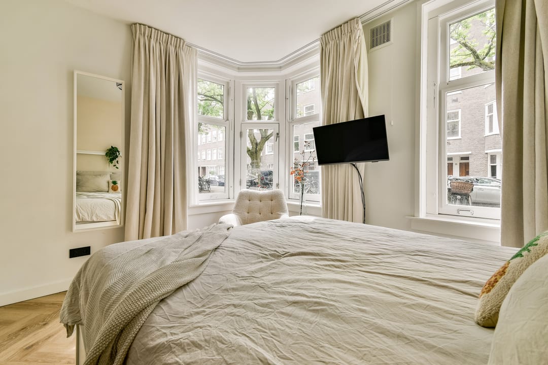 Renovated Ground-Floor Apartment with Garden in Rivierenbuurt — 16