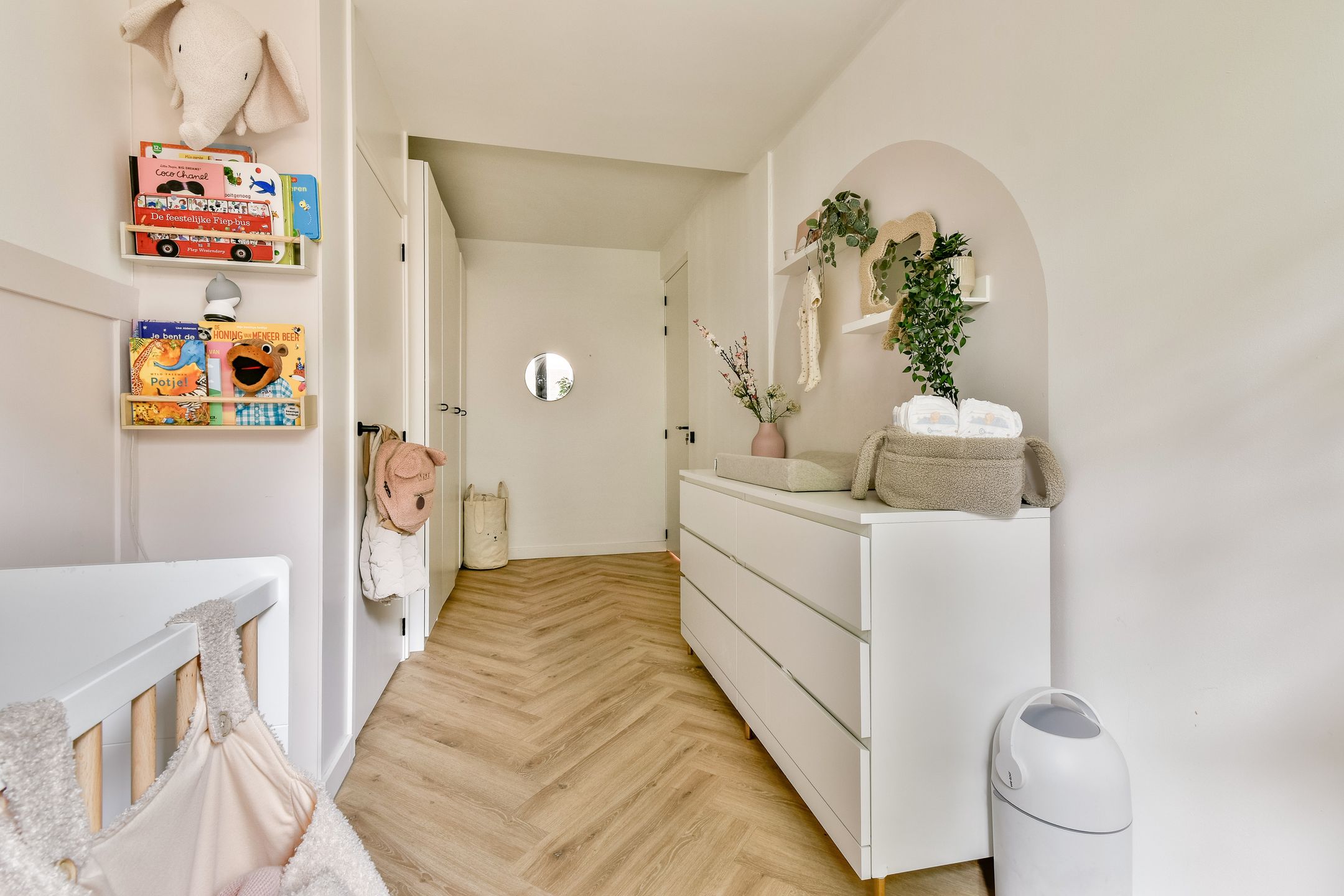 Renovated Ground-Floor Apartment with Garden in Rivierenbuurt — 18