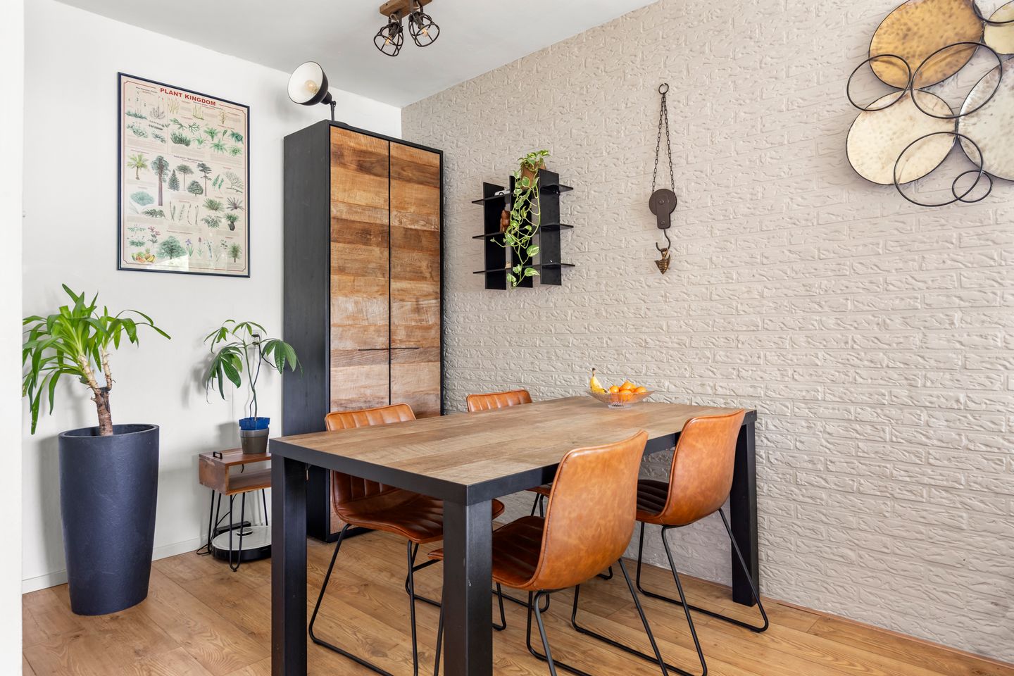 Spacious Corner Maisonette with Green Views and Balcony in Bennekom — 10