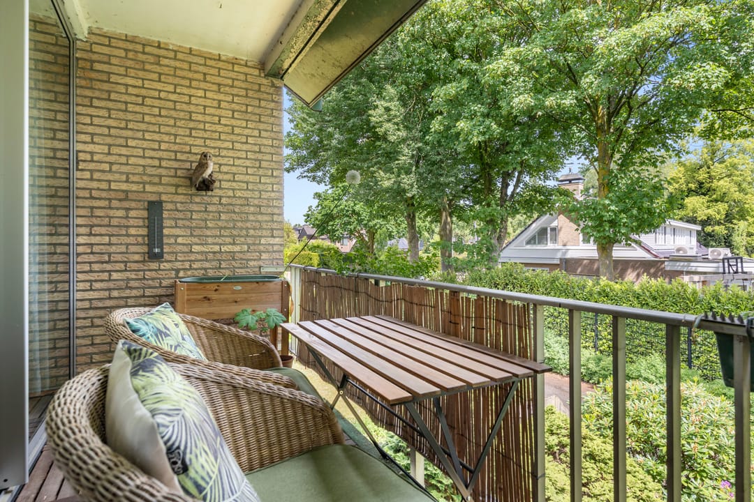Spacious Corner Maisonette with Green Views and Balcony in Bennekom — 13