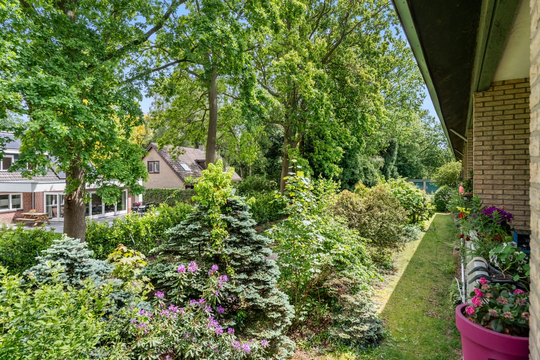 Spacious Corner Maisonette with Green Views and Balcony in Bennekom — 16