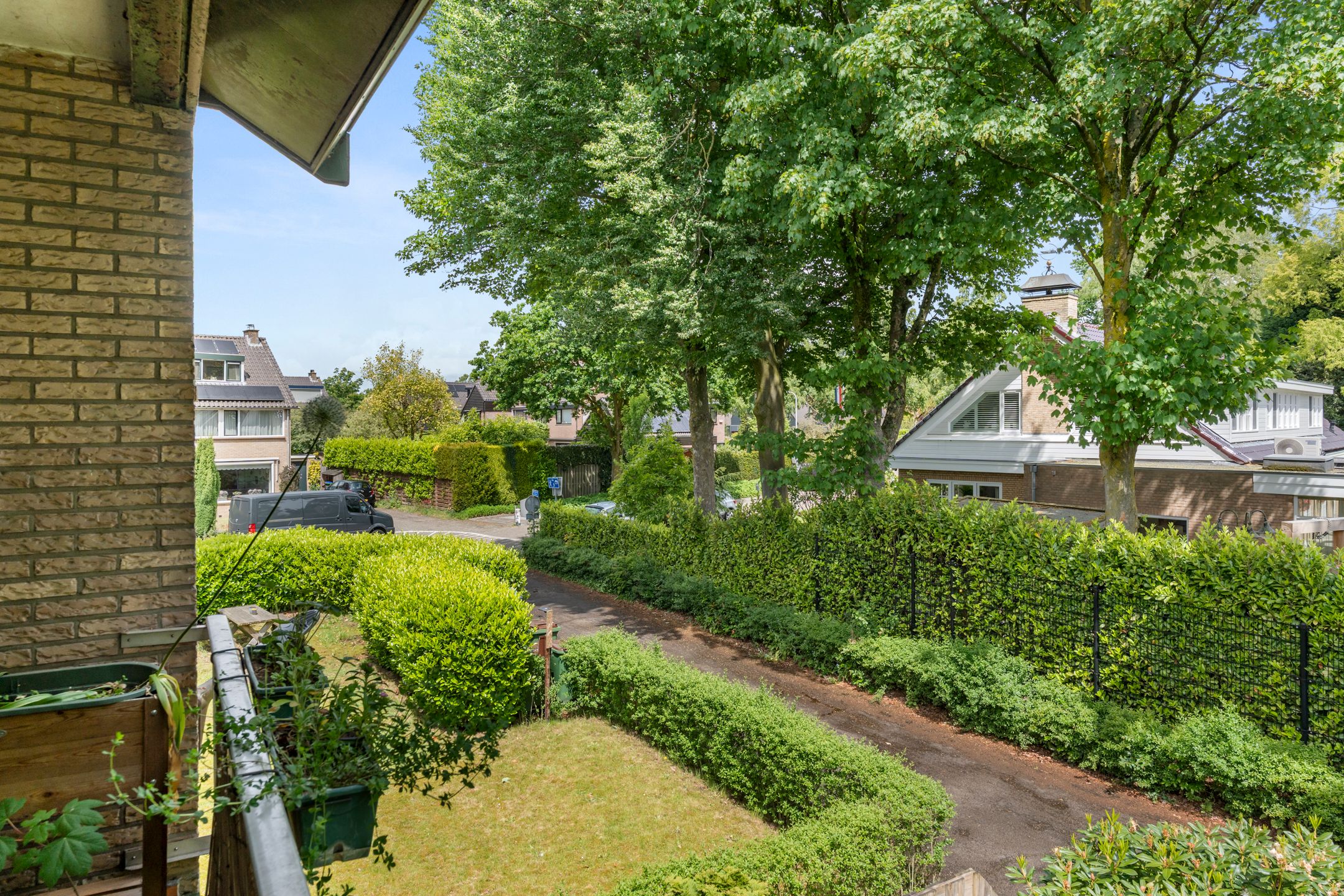 Spacious Corner Maisonette with Green Views and Balcony in Bennekom — 15