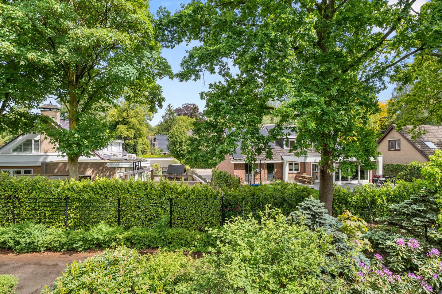 Spacious Corner Maisonette with Green Views and Balcony in Bennekom — 14