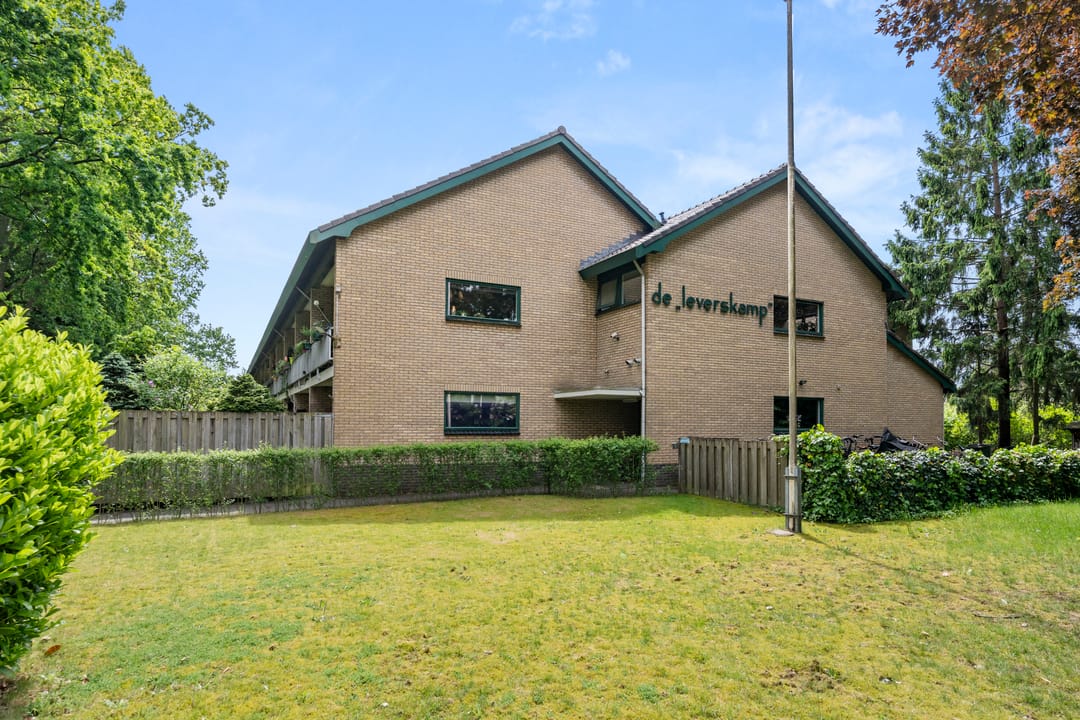 Spacious Corner Maisonette with Green Views and Balcony in Bennekom — 31