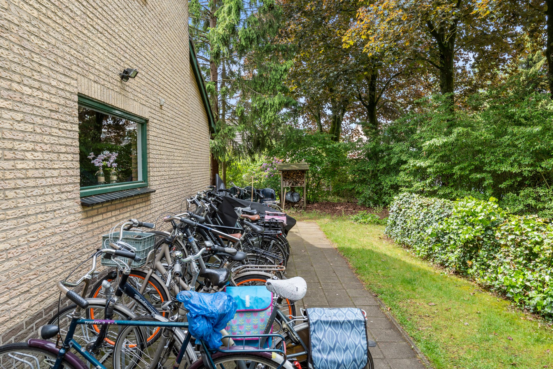 Spacious Corner Maisonette with Green Views and Balcony in Bennekom — 33