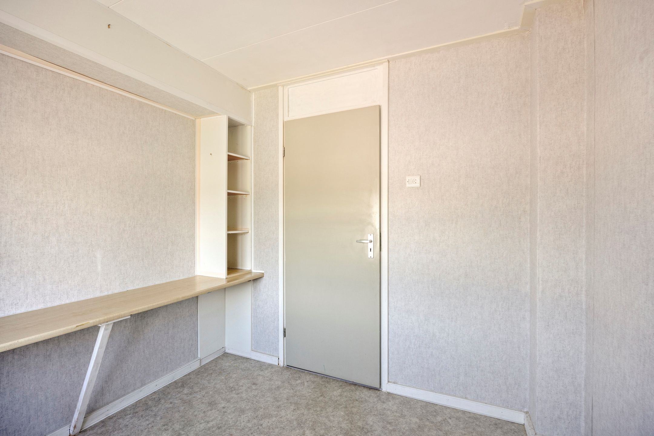 Spacious Corner House with Garage on Large Plot in Middenmeer — 15