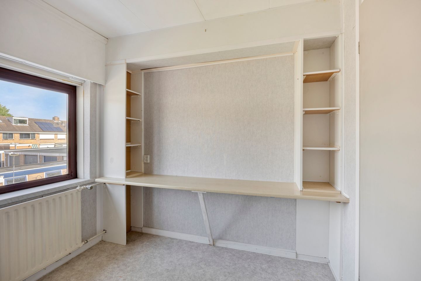 Spacious Corner House with Garage on Large Plot in Middenmeer — 14