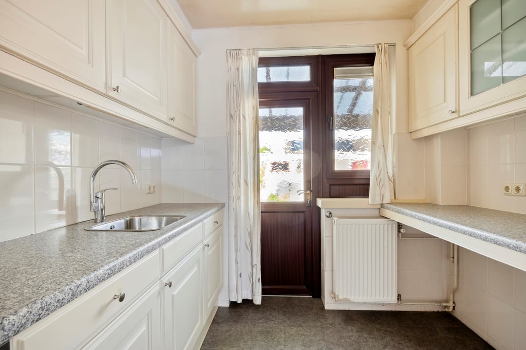 Spacious Corner House with Garage on Large Plot in Middenmeer — 11