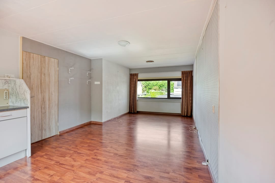 Spacious Corner House with Garage on Large Plot in Middenmeer — 16