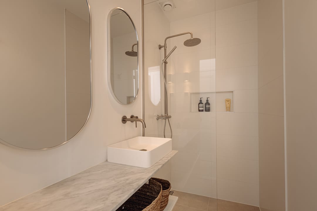 Spacious Apartment with Private Studio in Hoofddorppleinbuurt — 22