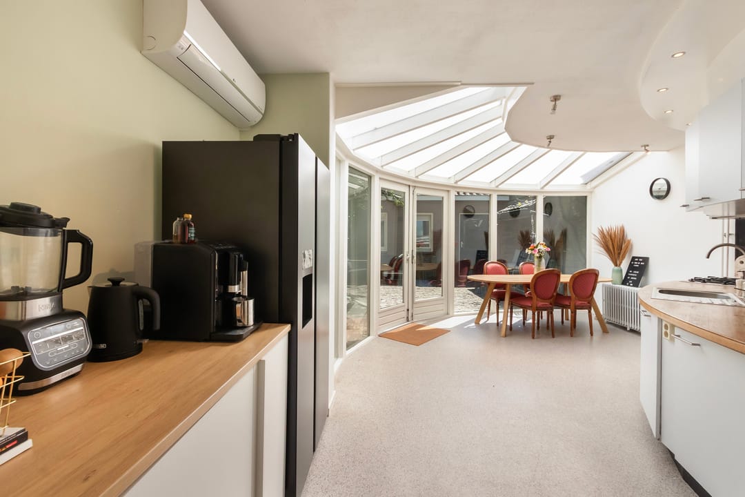 Characteristic Townhouse with Four Bedrooms and Detached Garage in Princenhage — 7