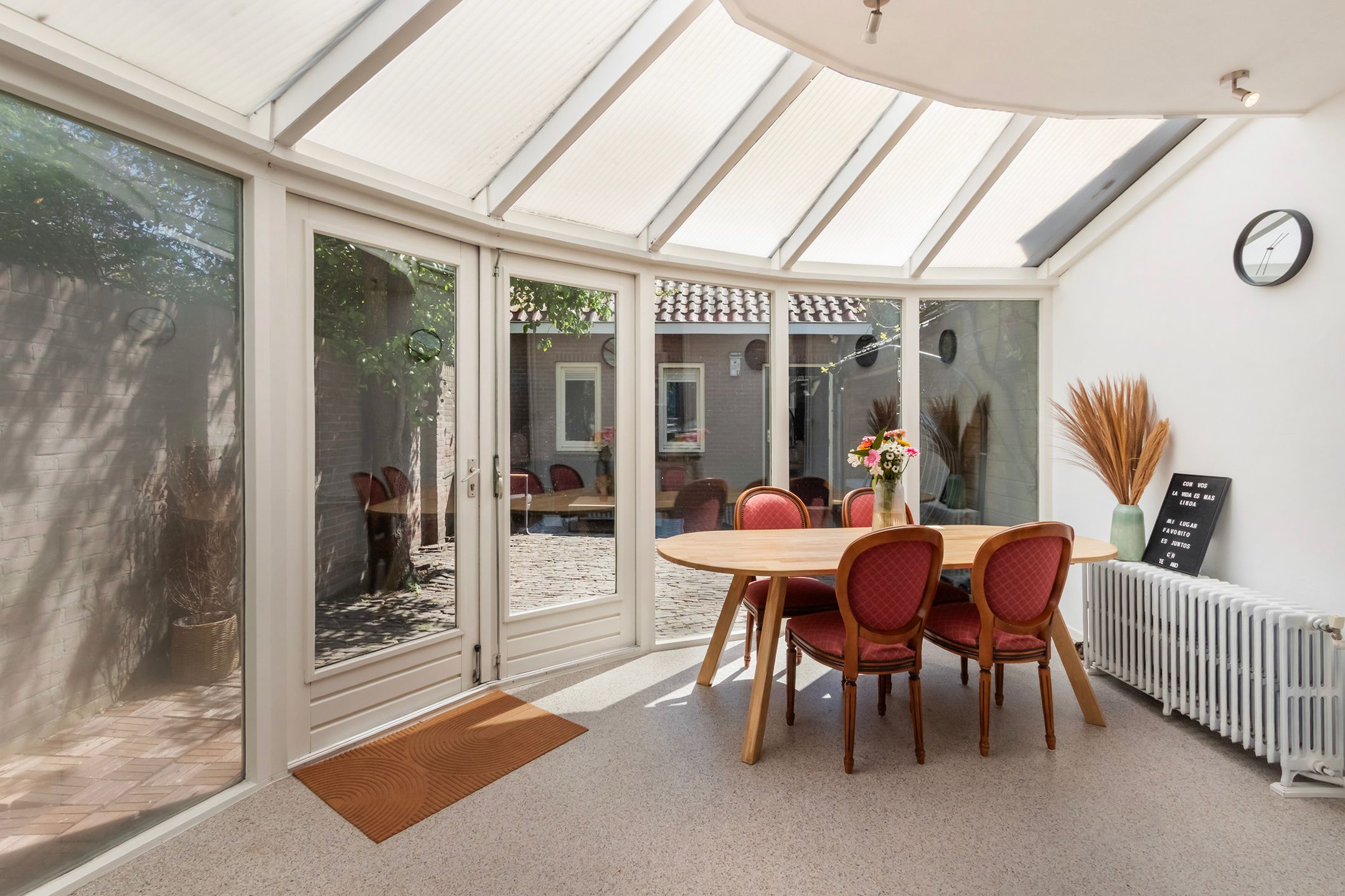 Characteristic Townhouse with Four Bedrooms and Detached Garage in Princenhage — 9