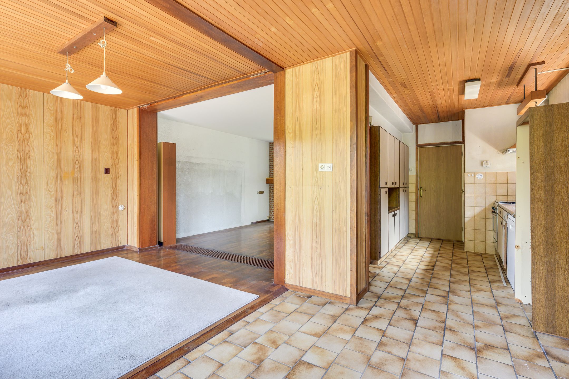 Spacious semi-detached family home with four bedrooms, garage, and sunny southwest garden in a quiet green location near Uden center — 12